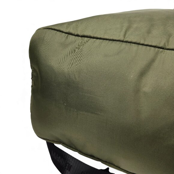 Steve Madden Gym Bag Women Nylon Gold Trim Olive Green Chunky Zip Shoulder Strap - Picture 11 of 12